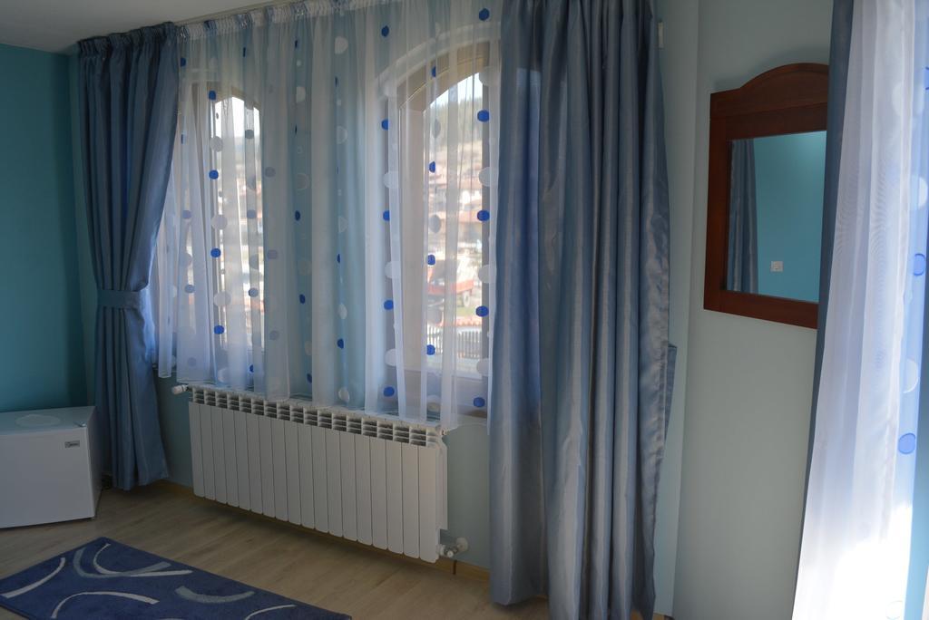 Guest House H Dzhogolanov Koprivštica Exteriér fotografie