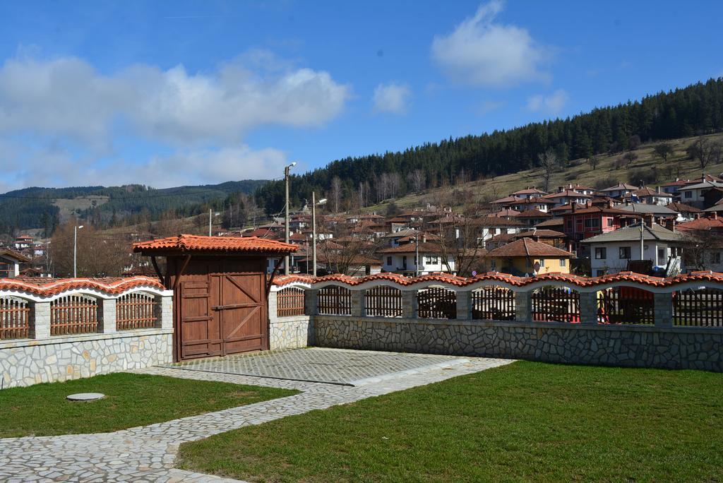 Guest House H Dzhogolanov Koprivštica Exteriér fotografie