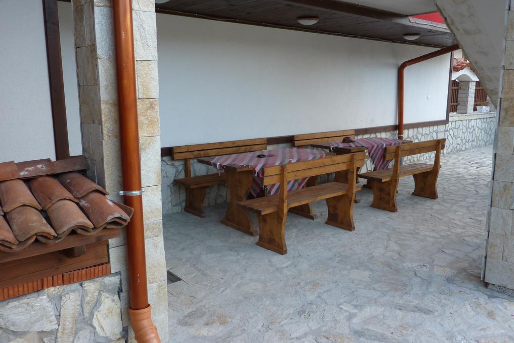 Guest House H Dzhogolanov Koprivštica Exteriér fotografie