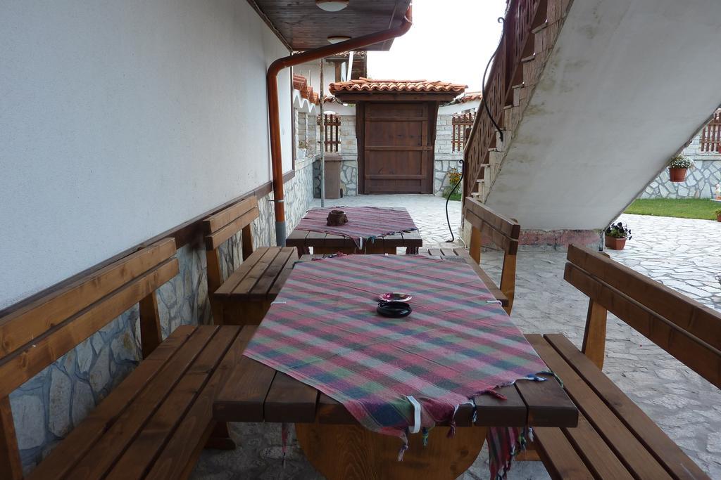 Guest House H Dzhogolanov Koprivštica Exteriér fotografie