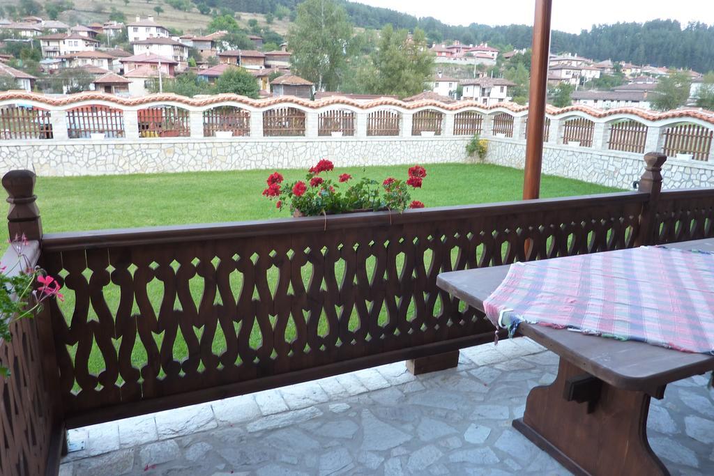 Guest House H Dzhogolanov Koprivštica Exteriér fotografie