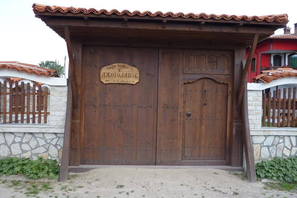 Guest House H Dzhogolanov Koprivštica Exteriér fotografie