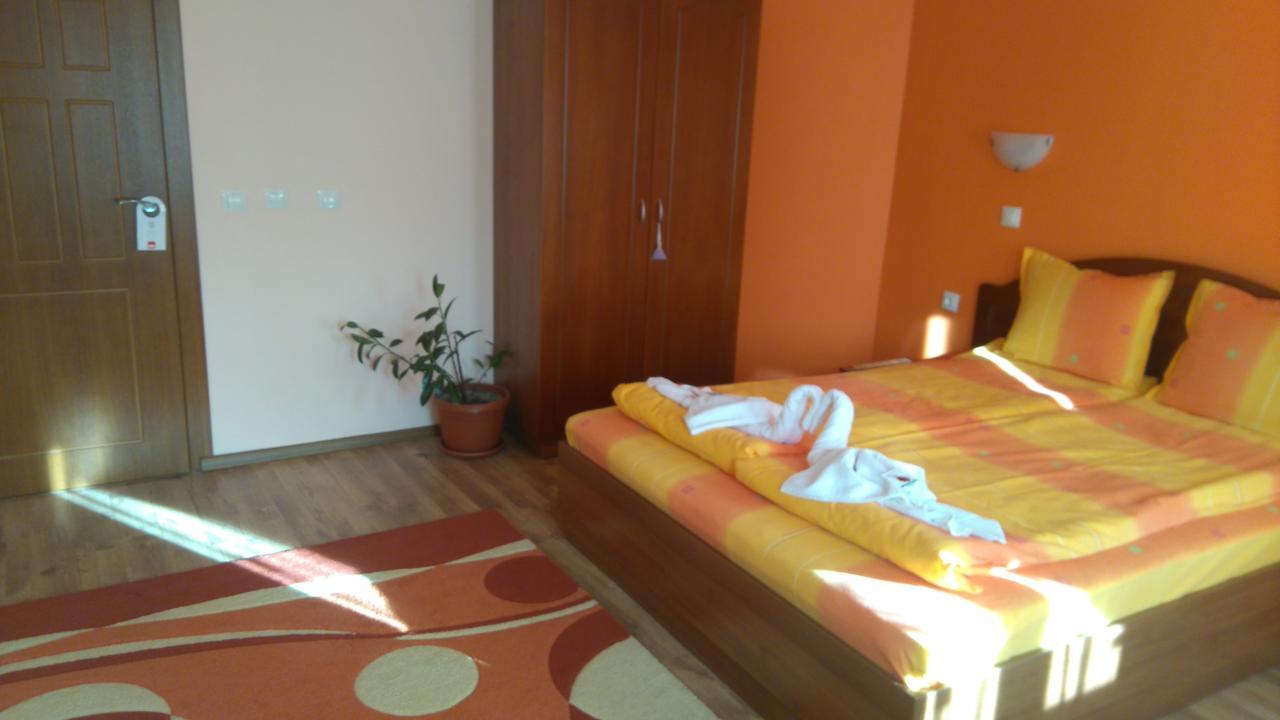 Guest House H Dzhogolanov Koprivštica Exteriér fotografie