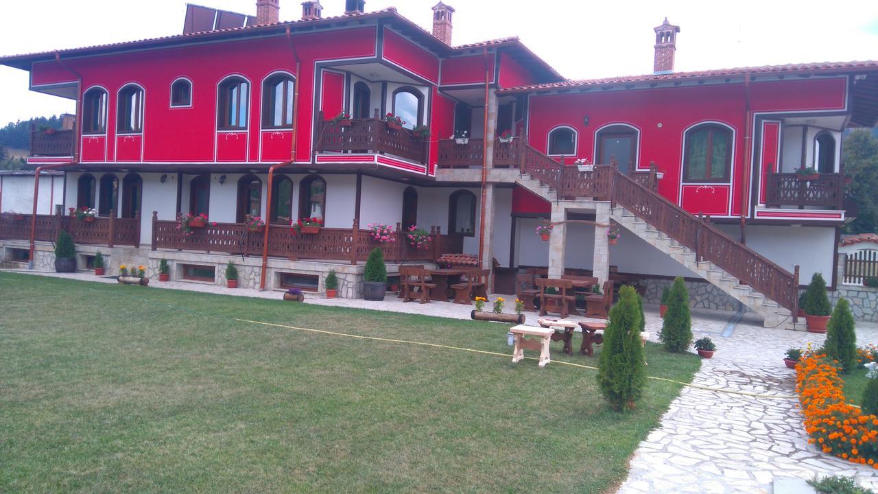 Guest House H Dzhogolanov Koprivštica Exteriér fotografie