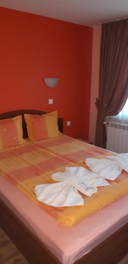 Guest House H Dzhogolanov Koprivštica Exteriér fotografie